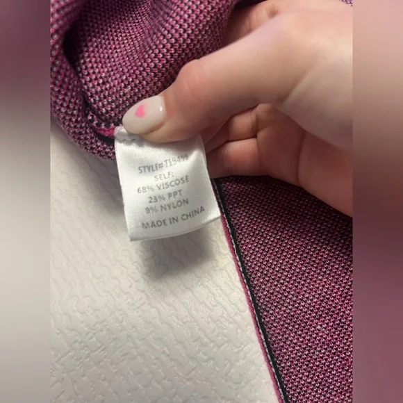 Shop The Mint Pink Zebra Print Sweater
Size Small - Picture 7 of 7